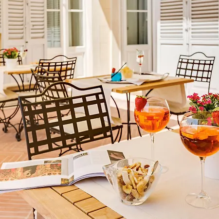 Relais Degli Angeli Residenza D'epoca Oda ve Kahvaltı Siena